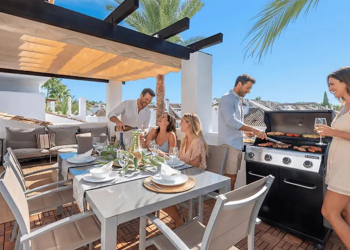 Vacation I Naranjos, Duplex Penthouse, Golf Lovers, Security, Swimming Pool, Fastest Wifi With Rooftop And Terrace شقة